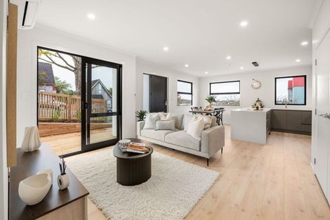 Photo of property in 1/143 Clarence Street, Riccarton, Christchurch, 8011