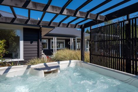 Photo of property in 49/500 Kinloch Road, Kinloch, Taupo, 3377
