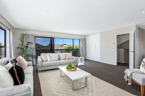 Photo of property in 25 Longitude Place, Whitby, Porirua, 5024