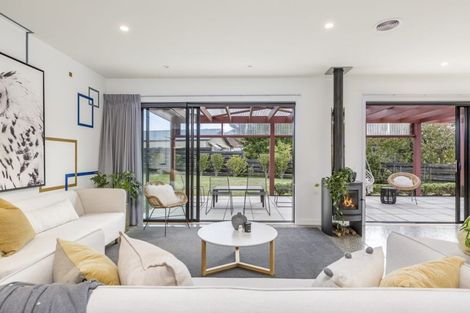 Photo of property in 44 Taikata Road, Te Atatu Peninsula, Auckland, 0610