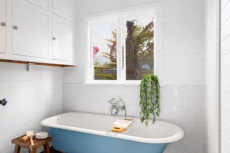 Photo of property in 66 Saint Martins Road, Saint Martins, Christchurch, 8022