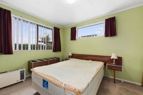 Photo of property in 42f2- Ebdentown Street, Ebdentown, Upper Hutt, 5018