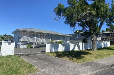 Photo of property in 13 Castleton Street, Birkdale, Auckland, 0626