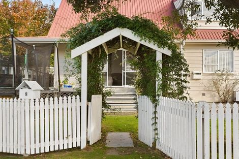 Photo of property in 9 Garland Drive, St Andrews, Hamilton, 3200
