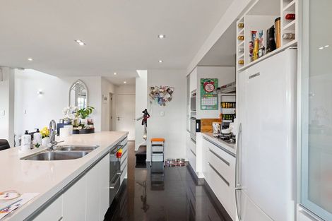 Photo of property in 4 The Palms, Rototuna, Hamilton, 3210