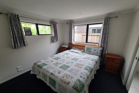 Photo of property in 15 Manawaroa Close, Grandview Heights, Hamilton, 3200