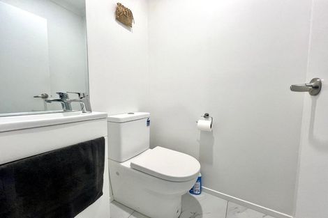 Photo of property in 16a Alexander Street, Cockle Bay, Auckland, 2014