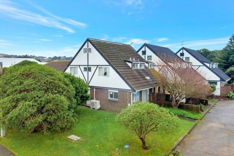 Photo of property in 1/31 Mana Avenue, Titahi Bay, Porirua, 5022