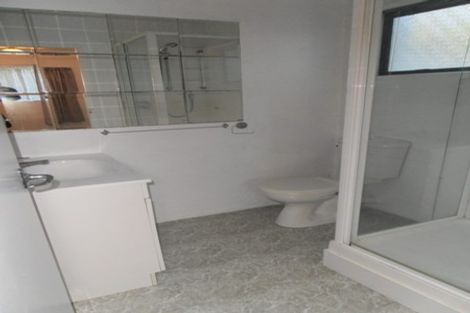 Photo of property in 105 Bond Crescent, Forrest Hill, Auckland, 0620