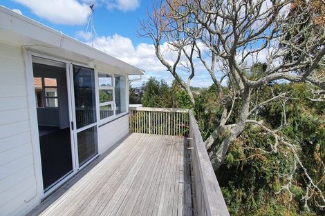 Photo of property in 1/223 Eskdale Road, Birkenhead, Auckland, 0626