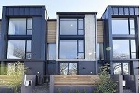 Photo of property in 3/25 Latimer Square, Christchurch Central, Christchurch, 8011