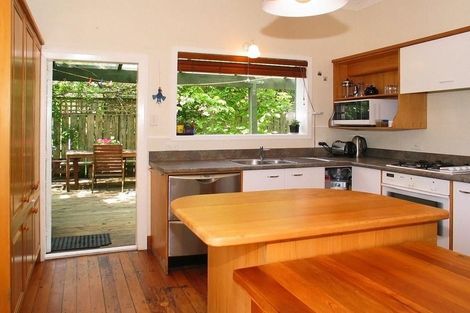 Photo of property in 74 Standen Street, Karori, Wellington, 6012