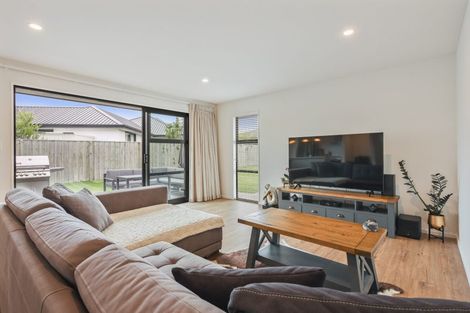 Photo of property in 64 Macphail Avenue, Rangiora, 7400