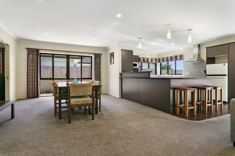 Photo of property in 14 Mirbeck Avenue, Cambridge, 3434