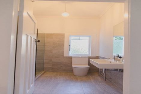 Photo of property in 112 Queen Street, Northcote Point, Auckland, 0627