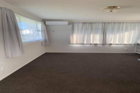 Photo of property in 118 Weymouth Road, Manurewa, Auckland, 2102