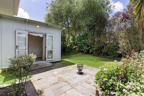 Photo of property in 41 Brandon Road, Glen Eden, Auckland, 0602