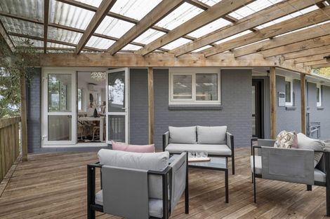 Photo of property in 6 Catrina Avenue, Birkenhead, Auckland, 0626