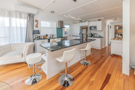 Photo of property in 55 Hakeke Street, Whanganui East, Whanganui, 4500