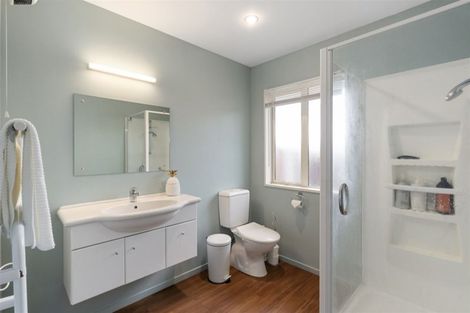 Photo of property in 48 Coolspring Way, Redwood, Christchurch, 8051