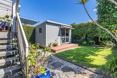 Photo of property in 18a School Road, Morningside, Auckland, 1021
