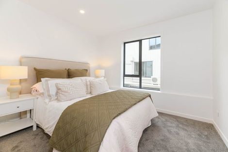 Photo of property in 18b Arataki Views Way, Glen Eden, Auckland, 0602