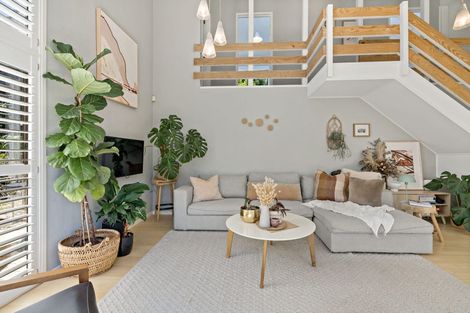 Photo of property in 2/29a Rangatira Road, Birkdale, Auckland, 0626