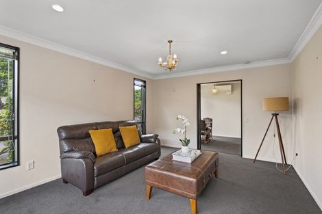 Photo of property in 9a Creese Place, Redwood, Christchurch, 8051