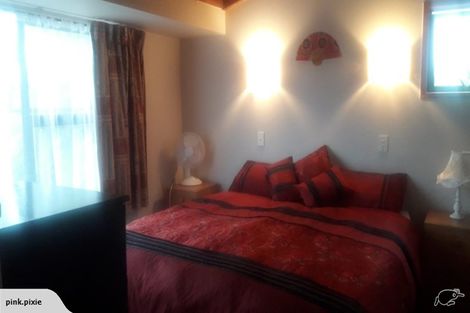 Photo of property in 86 Waimumu Road, Massey, Auckland, 0614