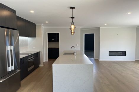 Photo of property in 8 Stanton House Road, Paerata, 2124