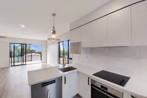 Photo of property in 22/241 Don Buck Road, Massey, Auckland, 0614