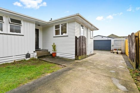 Photo of property in 28 Karaka Street, Wainuiomata, Lower Hutt, 5014