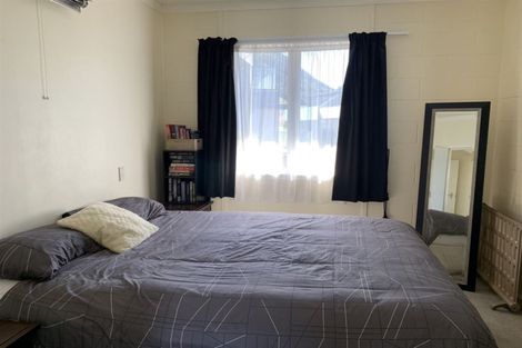 Photo of property in 21 The Mall, Mount Maunganui, 3116