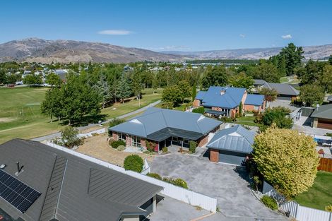 Photo of property in 35 Cairnmuir Crescent, Cromwell, 9310