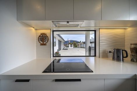 Photo of property in 10 Orbell Crescent, Te Anau, 9679