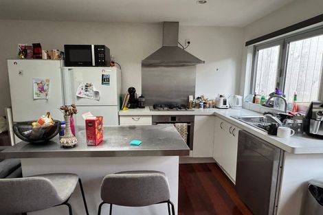 Photo of property in 41 Brougham Street, Mount Victoria, Wellington, 6011