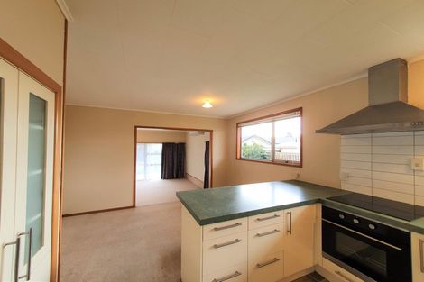 Photo of property in 15 Kent Terrace, Taradale, Napier, 4112