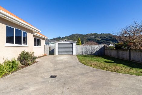 Photo of property in 11 Cochrane Street, Fairy Springs, Rotorua, 3015