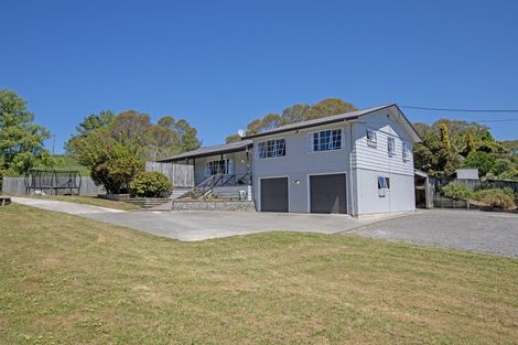 Photo of property in 10 Watts Road, Waipawa, 4210
