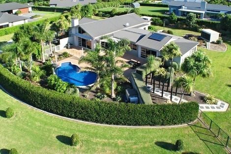 Photo of property in 39r Bradley Avenue, Pyes Pa, Tauranga, 3112