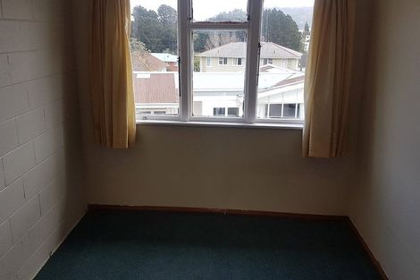 Photo of property in 5- 7 Hazard Grove, Cannons Creek, Porirua, 5024