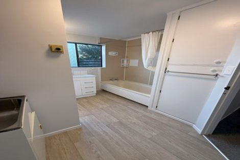 Photo of property in 23 Auld Street, Torbay, Auckland, 0630