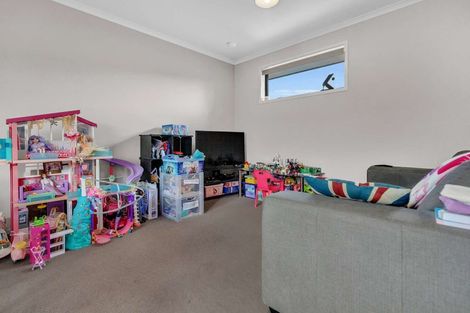Photo of property in 108u4 Old Farm Road, Hamilton East, Hamilton, 3216