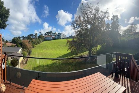 Photo of property in 2/224 Forrest Hill Road, Forrest Hill, Auckland, 0620