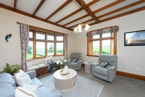 Photo of property in 169 Lockwood Road, Kairanga, Palmerston North, 4475