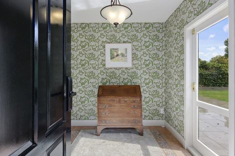 Photo of property in 16 Desmond Street, Merivale, Christchurch, 8014
