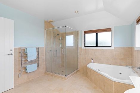 Photo of property in 93 Regent Drive, Paraparaumu Beach, Paraparaumu, 5032