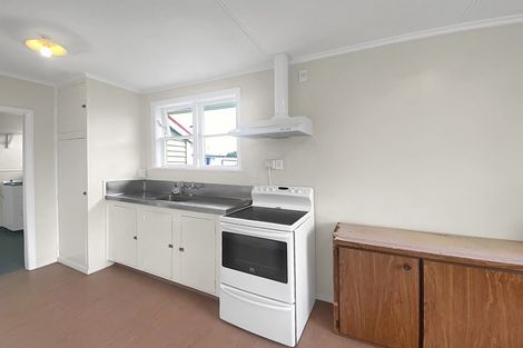 Photo of property in 4 Thames Street, Roslyn, Palmerston North, 4414