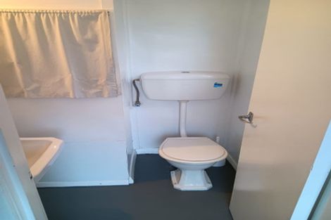 Photo of property in 39 Shrimpton Road, Haumoana, 4102