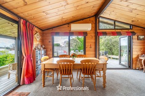 Photo of property in 41 Raumati Road, Raumati Beach, Paraparaumu, 5032